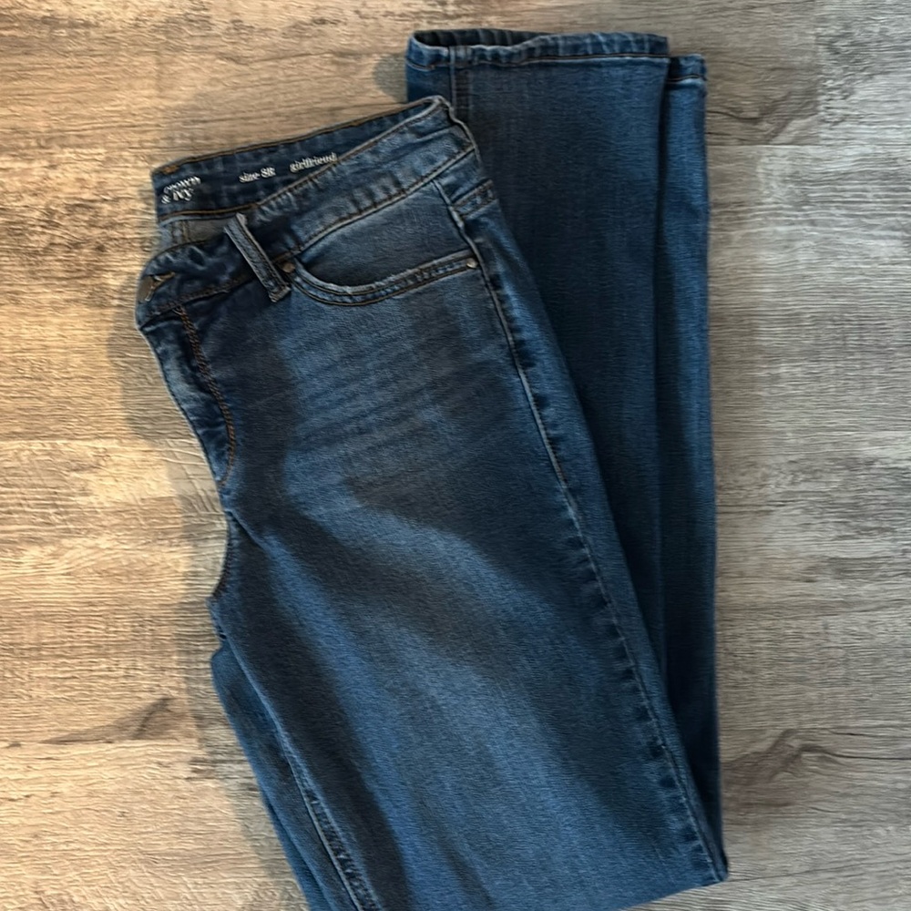 Crown & Ivy cropped girlfriend jeans